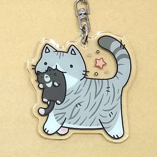 Mom Cat with Kitten Keychain